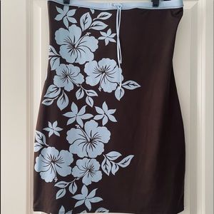 Strapless beach dress by Playa